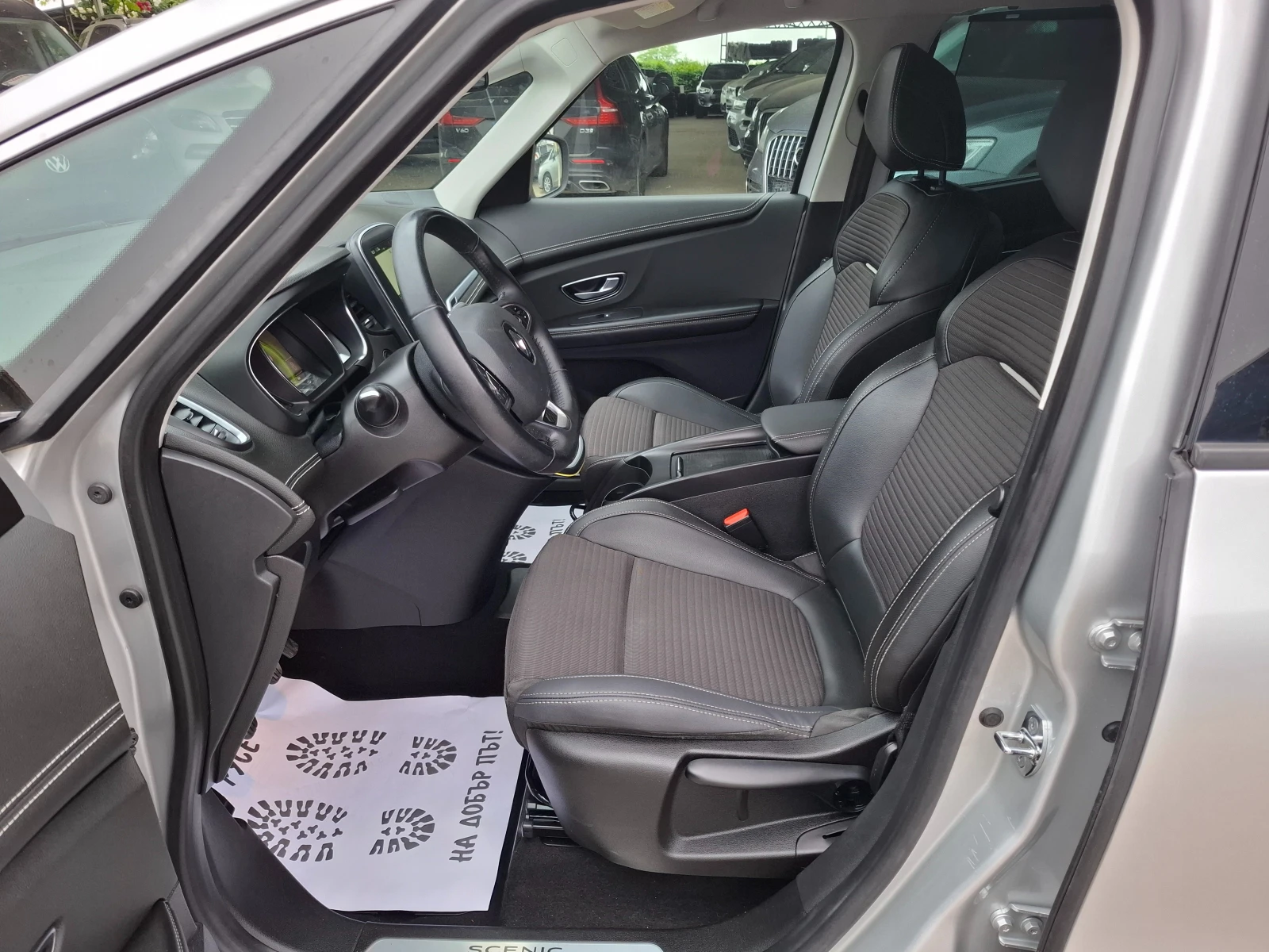 Renault Grand scenic 1.6Navi Камера 7мест., снимка 6 - Автомобили и джипове - 54773123
