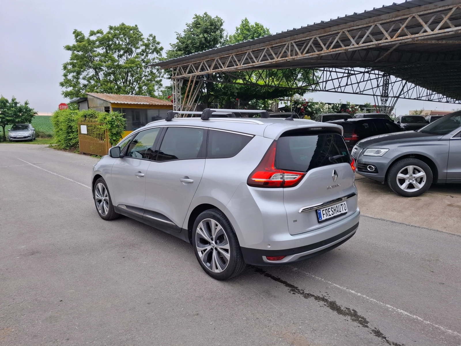 Renault Grand scenic 1.6Navi Камера 7мест., снимка 4 - Автомобили и джипове - 54773123
