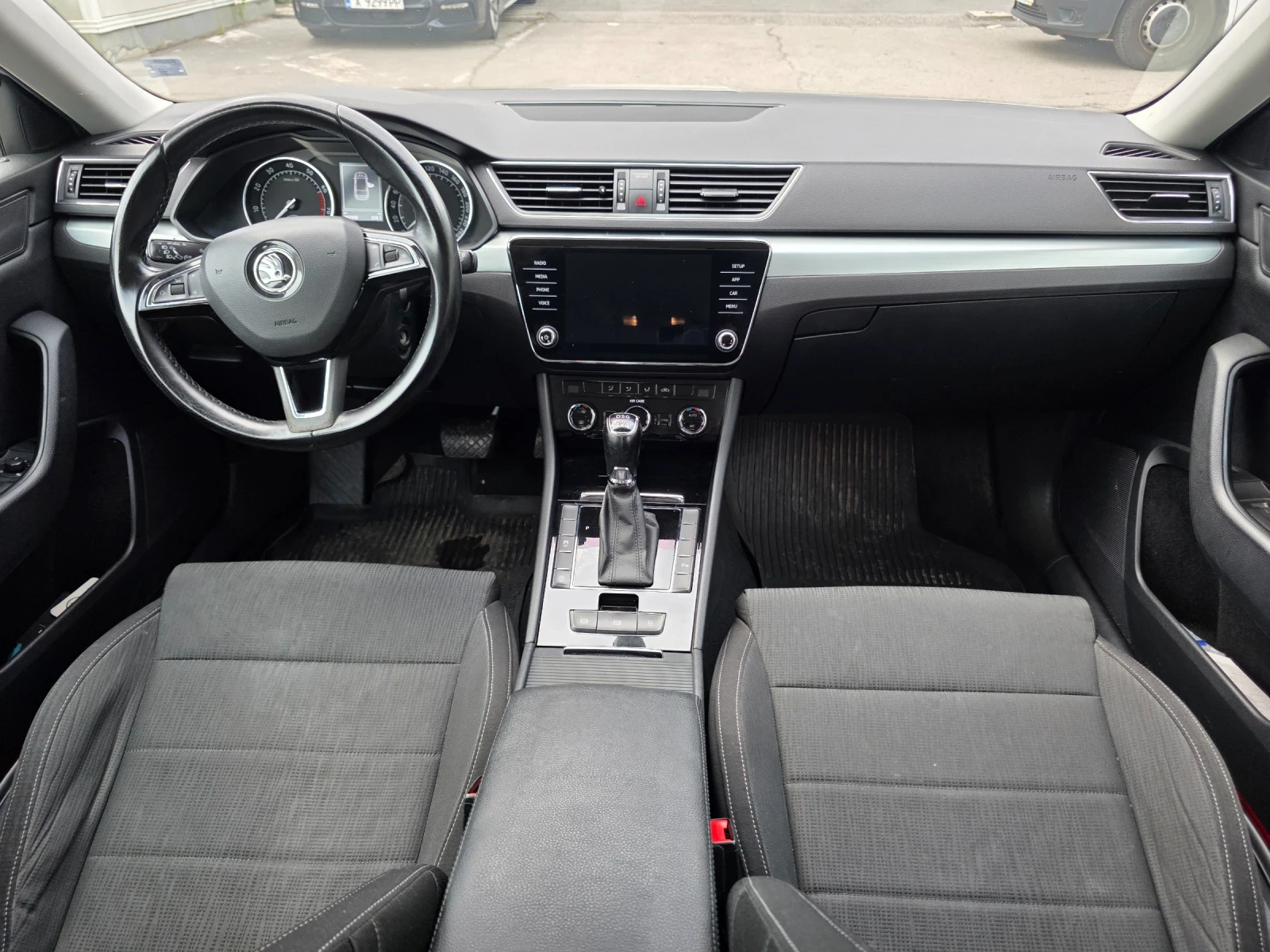 Skoda Superb 2.0 TSI 280к.с 4х4 EURO 6, снимка 13 - Автомобили и джипове - 54804117