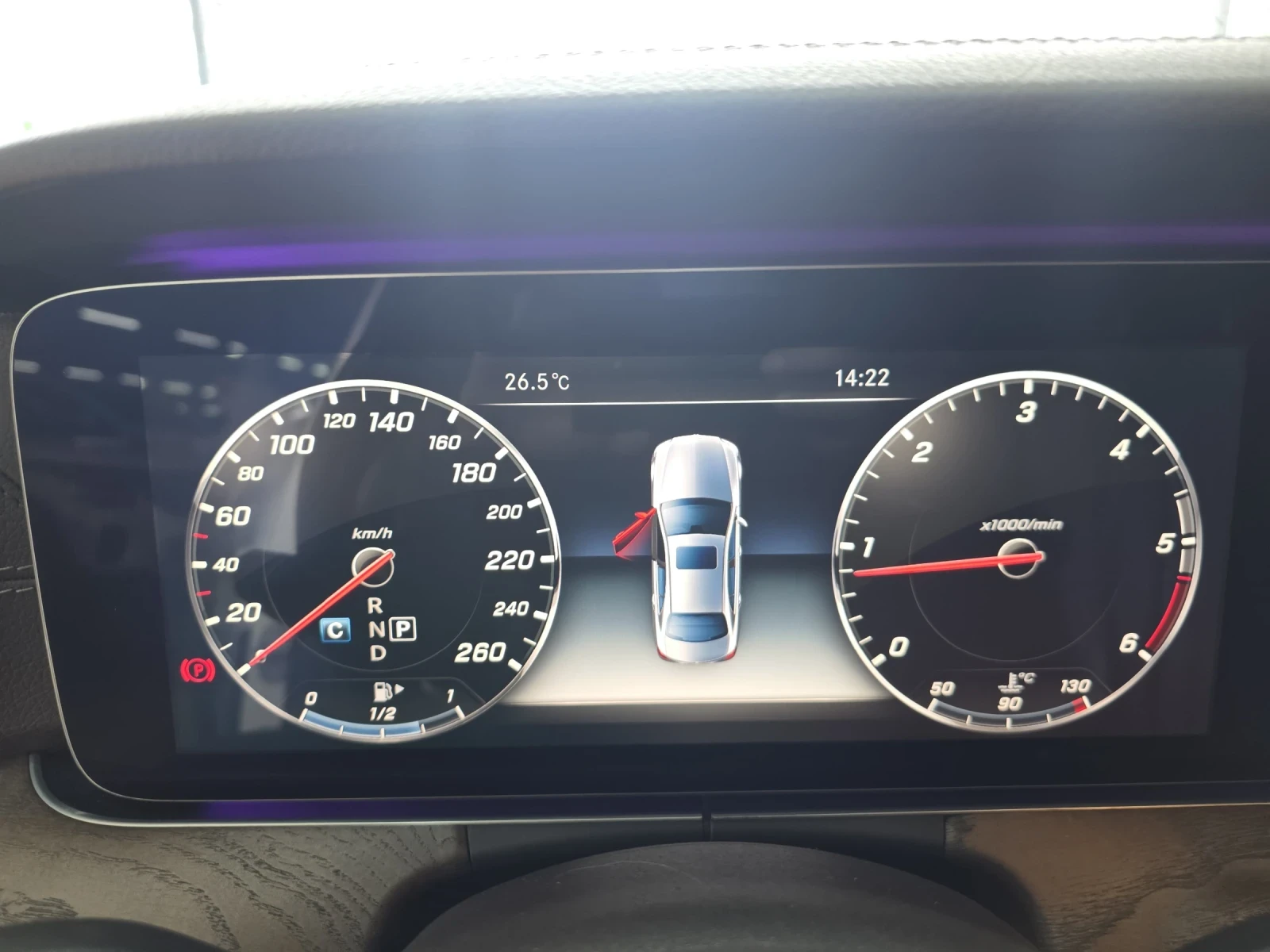 Mercedes-Benz E 220 4matic Digital , 9G , Pano, снимка 8 - Автомобили и джипове - 55151659