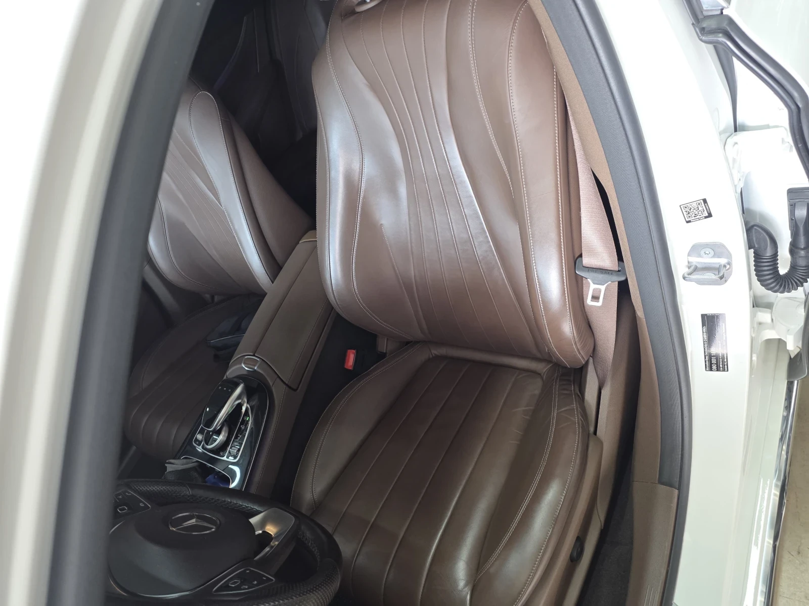 Mercedes-Benz E 220 4matic Digital , 9G , Pano, снимка 10 - Автомобили и джипове - 55151659