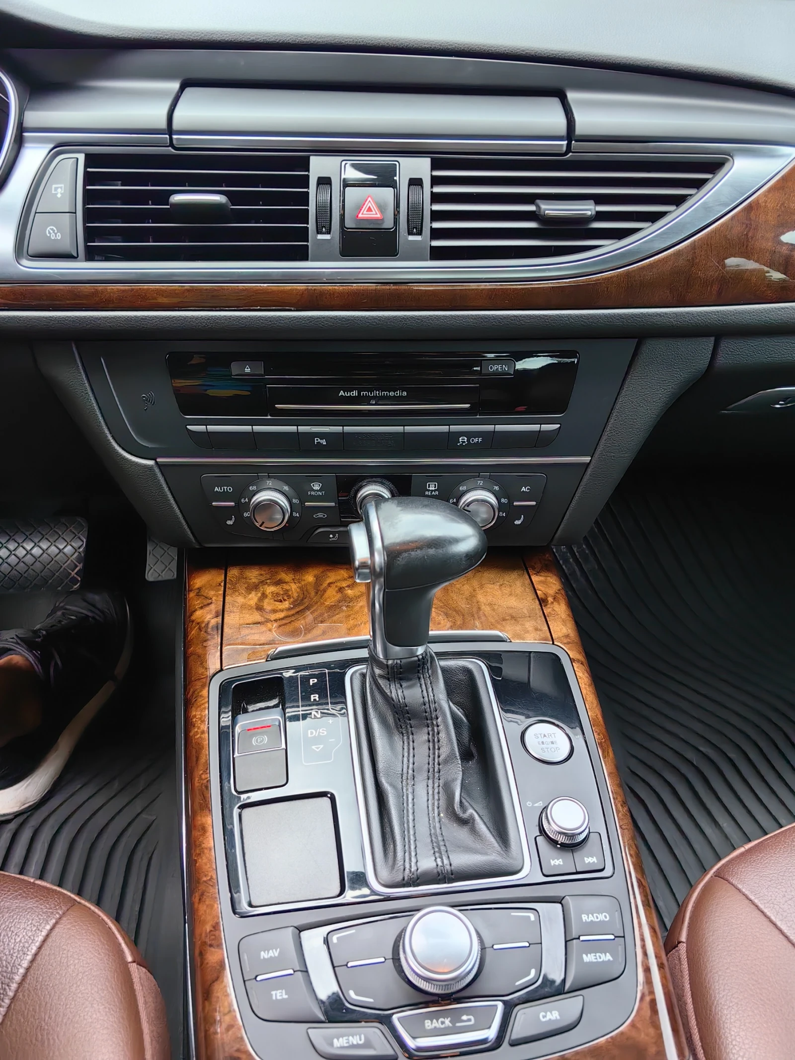 Audi A6, снимка 11 - Автомобили и джипове - 55642211