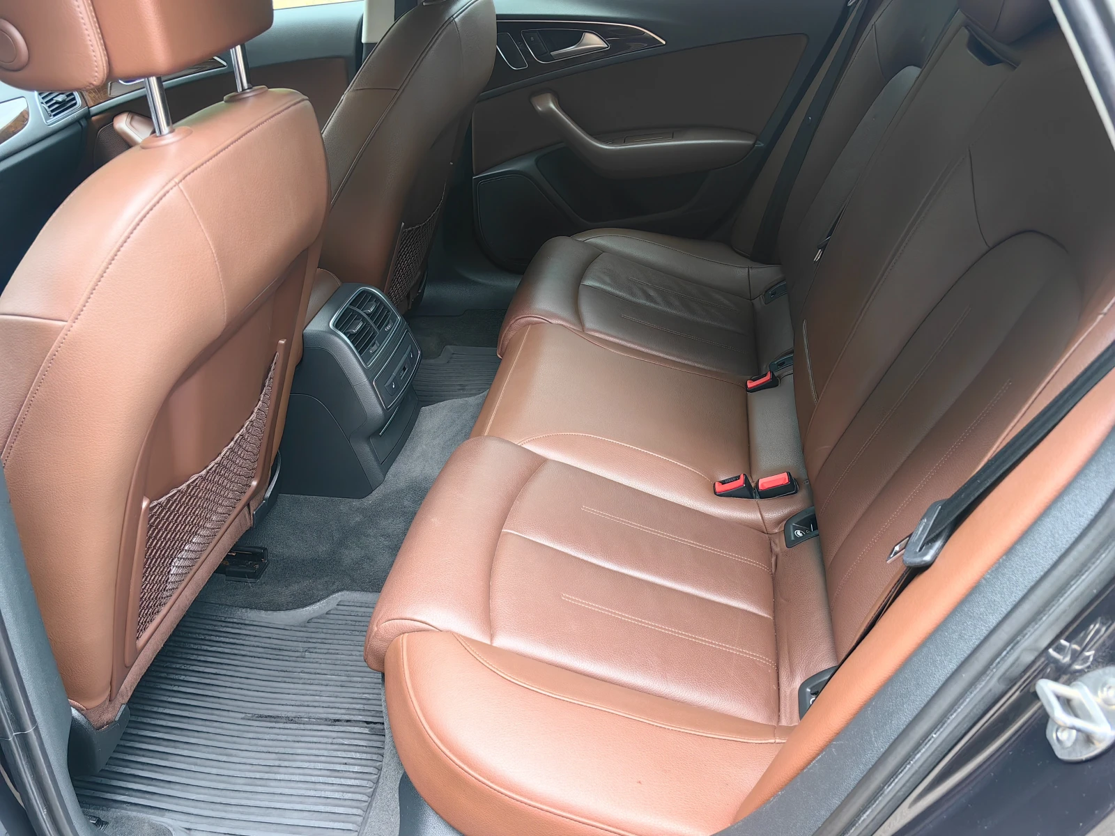 Audi A6, снимка 8 - Автомобили и джипове - 55642211