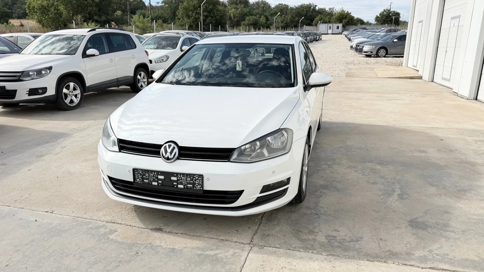 VW Golf 1.6tdi 110k.c* Highline* Navi* UNIKAT* 
