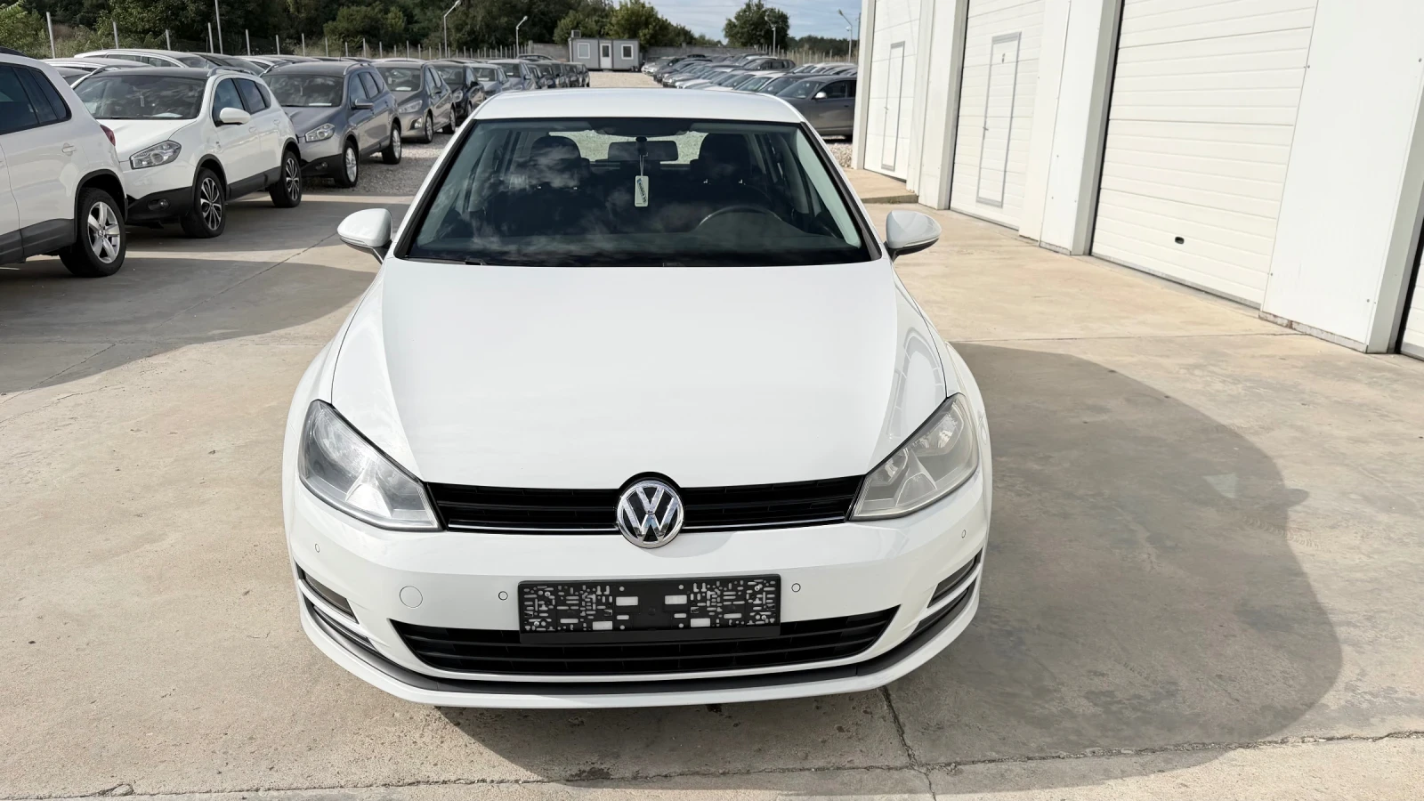 VW Golf 1.6tdi 110k.c* Highline* Navi* UNIKAT* , снимка 12 - Автомобили и джипове - 55713320