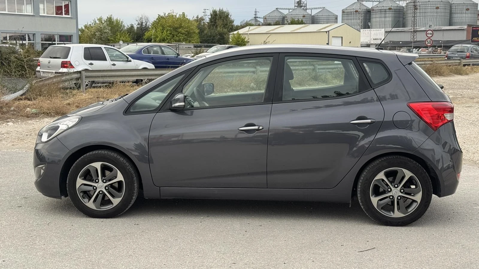 Hyundai Ix20 1.6 avtomat GAZ, снимка 3 - Автомобили и джипове - 56227356