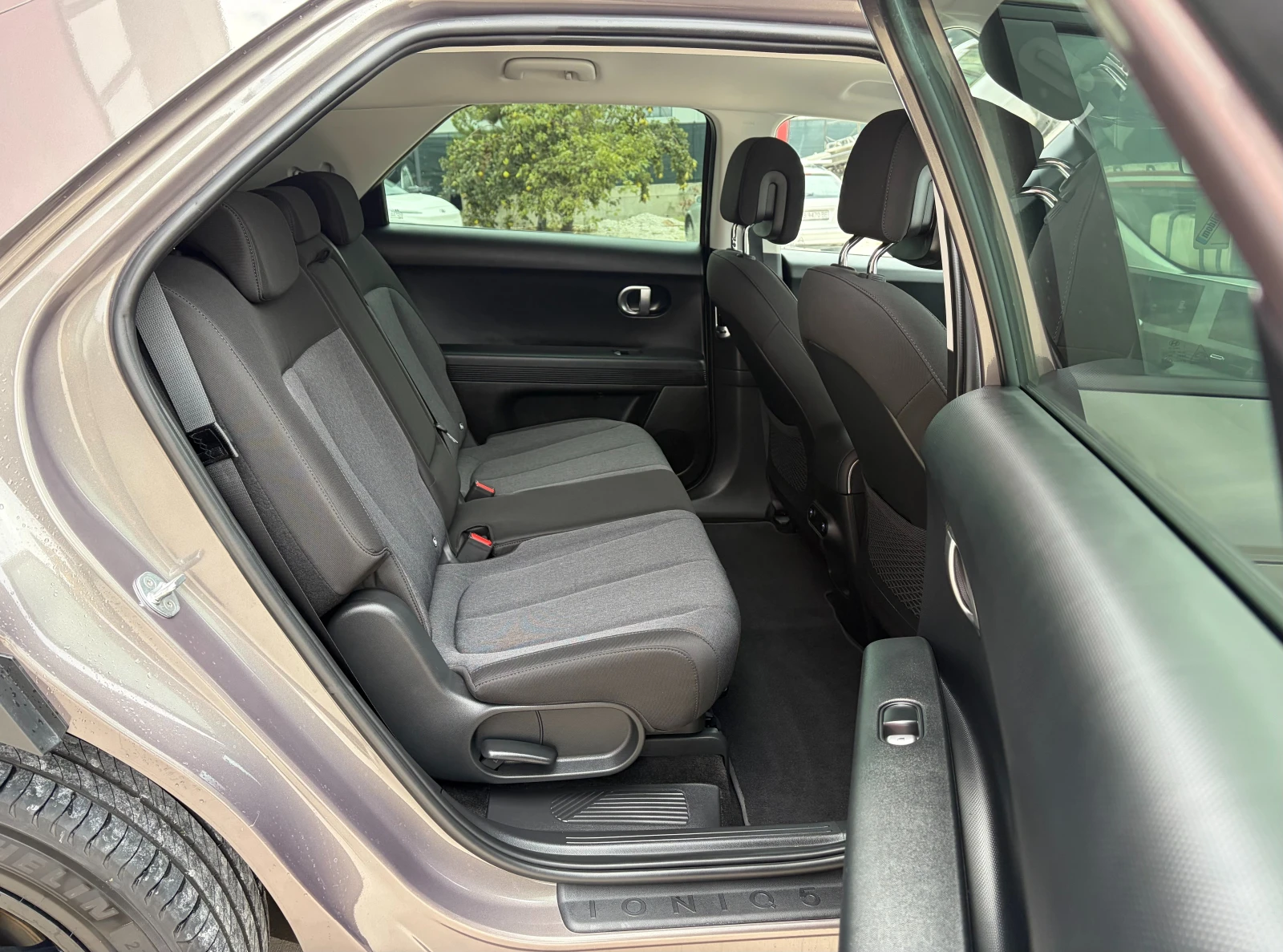 Hyundai Ioniq 5 58kWh, снимка 11 - Автомобили и джипове - 56304496