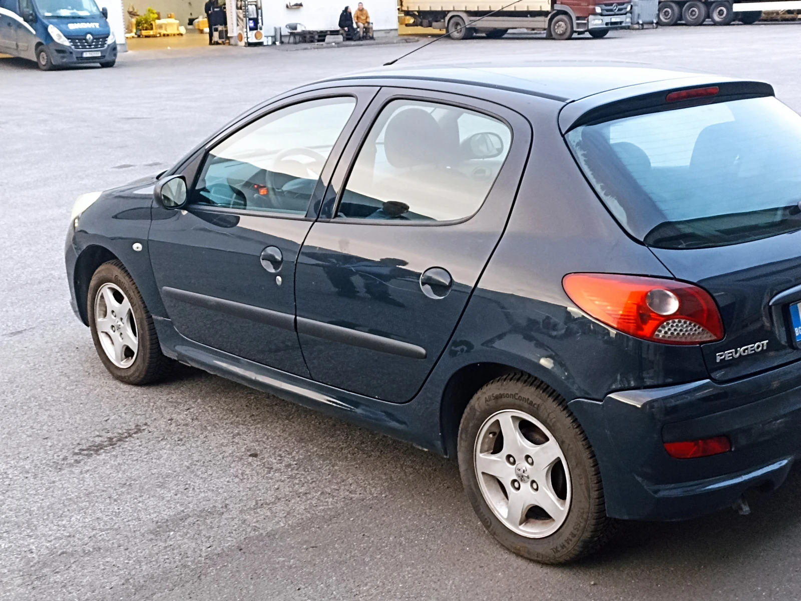 Peugeot 206