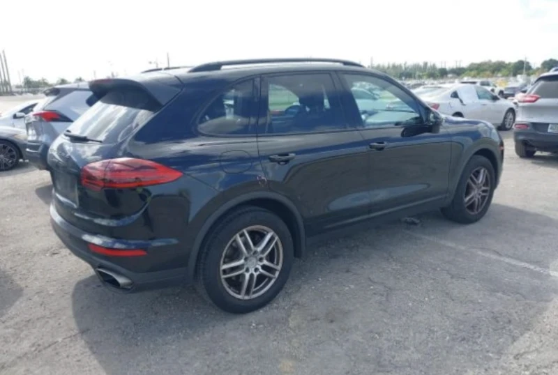 Porsche Cayenne, снимка 5 - Автомобили и джипове - 48307050