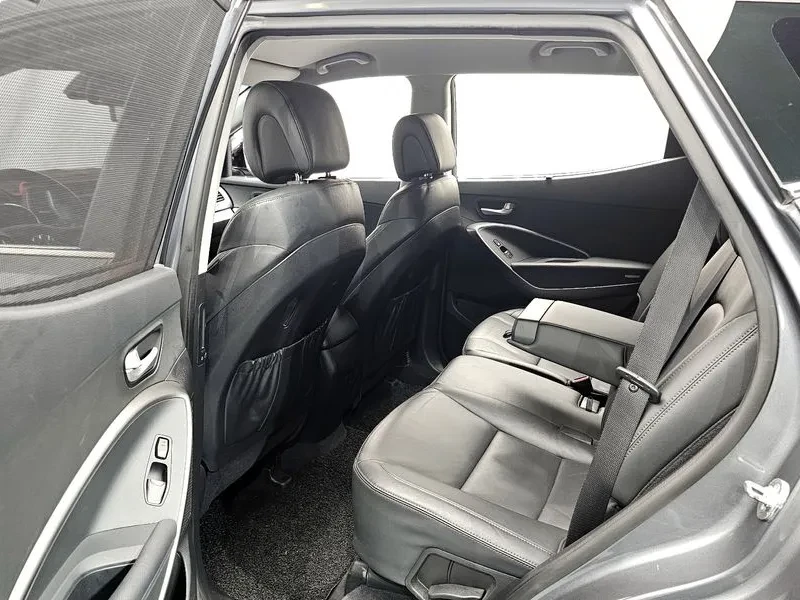 Hyundai Santa fe 2.0 4Wd Value Plus, снимка 11 - Автомобили и джипове - 53362950