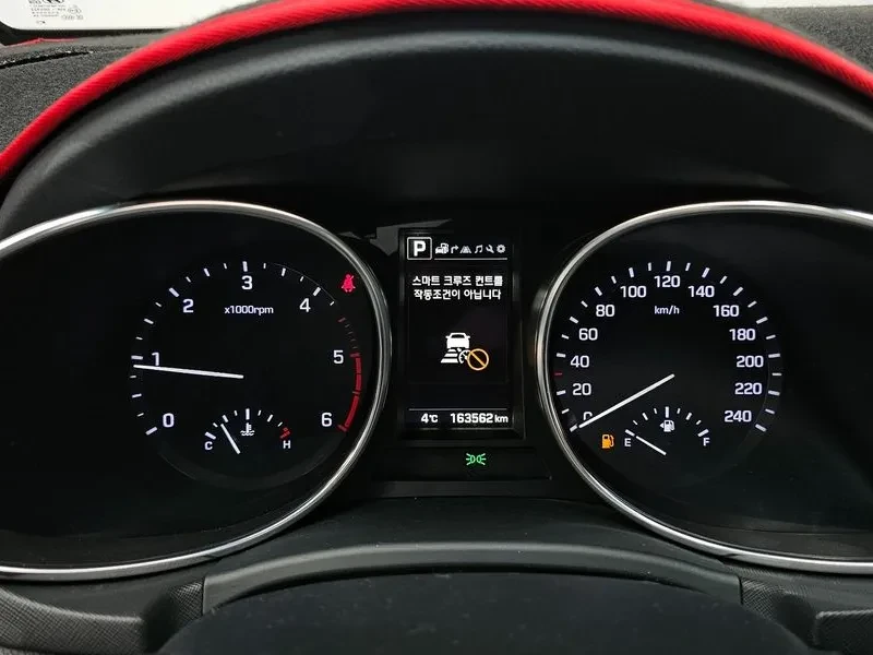 Hyundai Santa fe 2.0 4Wd Value Plus - изображение 8