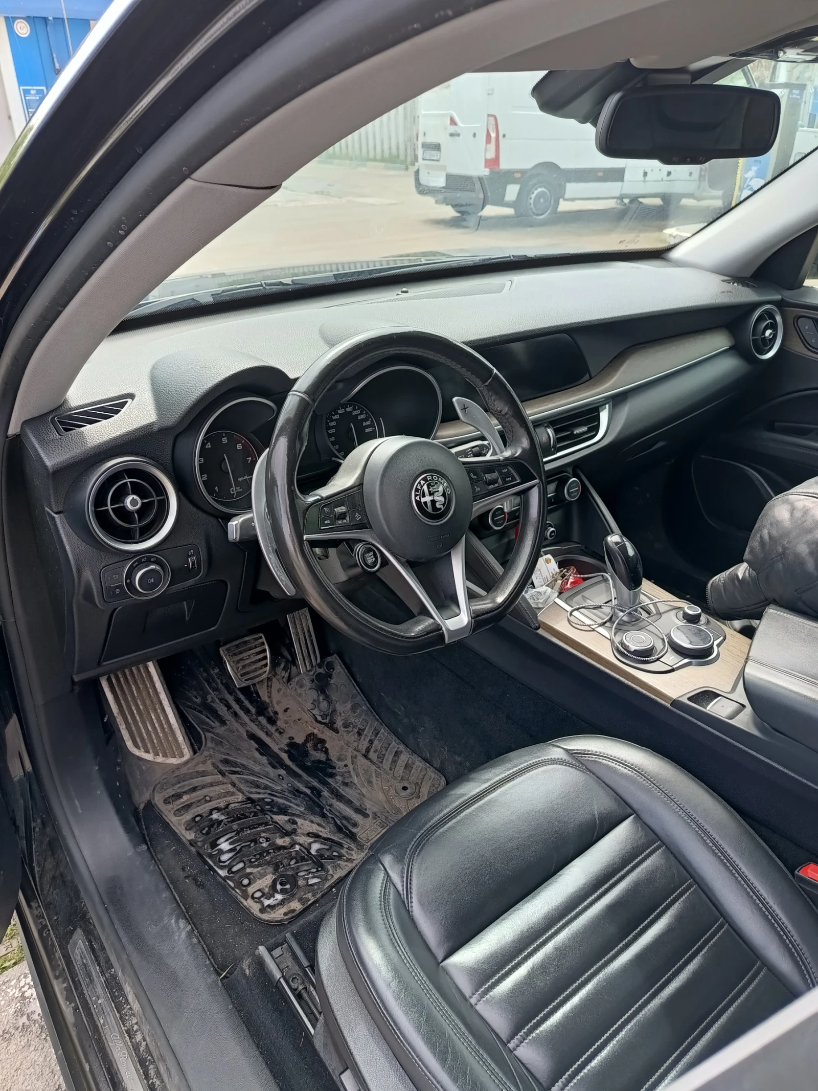 Alfa Romeo Stelvio Q4, 2.0 бензин 280 коня - изображение 7