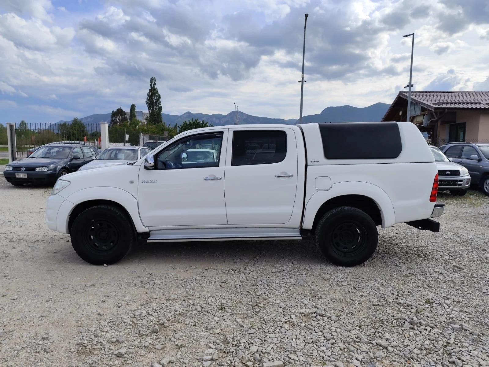 Toyota Hilux 3.0 дизел  - изображение 8