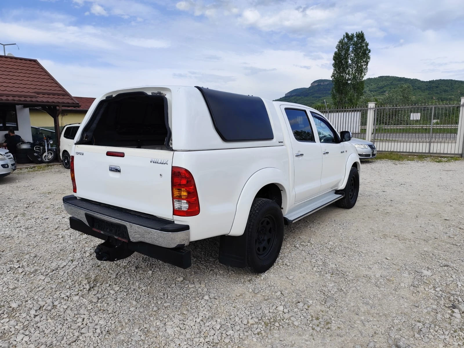 Toyota Hilux 3.0 дизел  - изображение 5