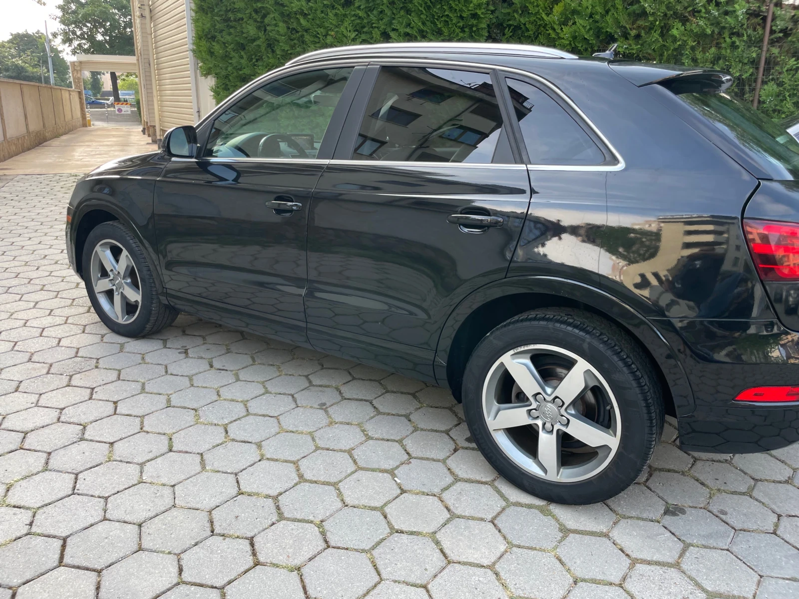 Audi Q3 Джип - изображение 2