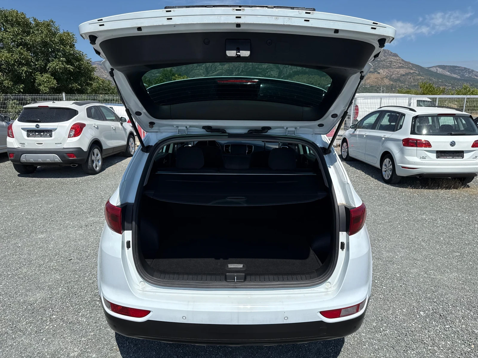 Kia Sportage (KATO ����) | Mobile.bg � ����������� 13
