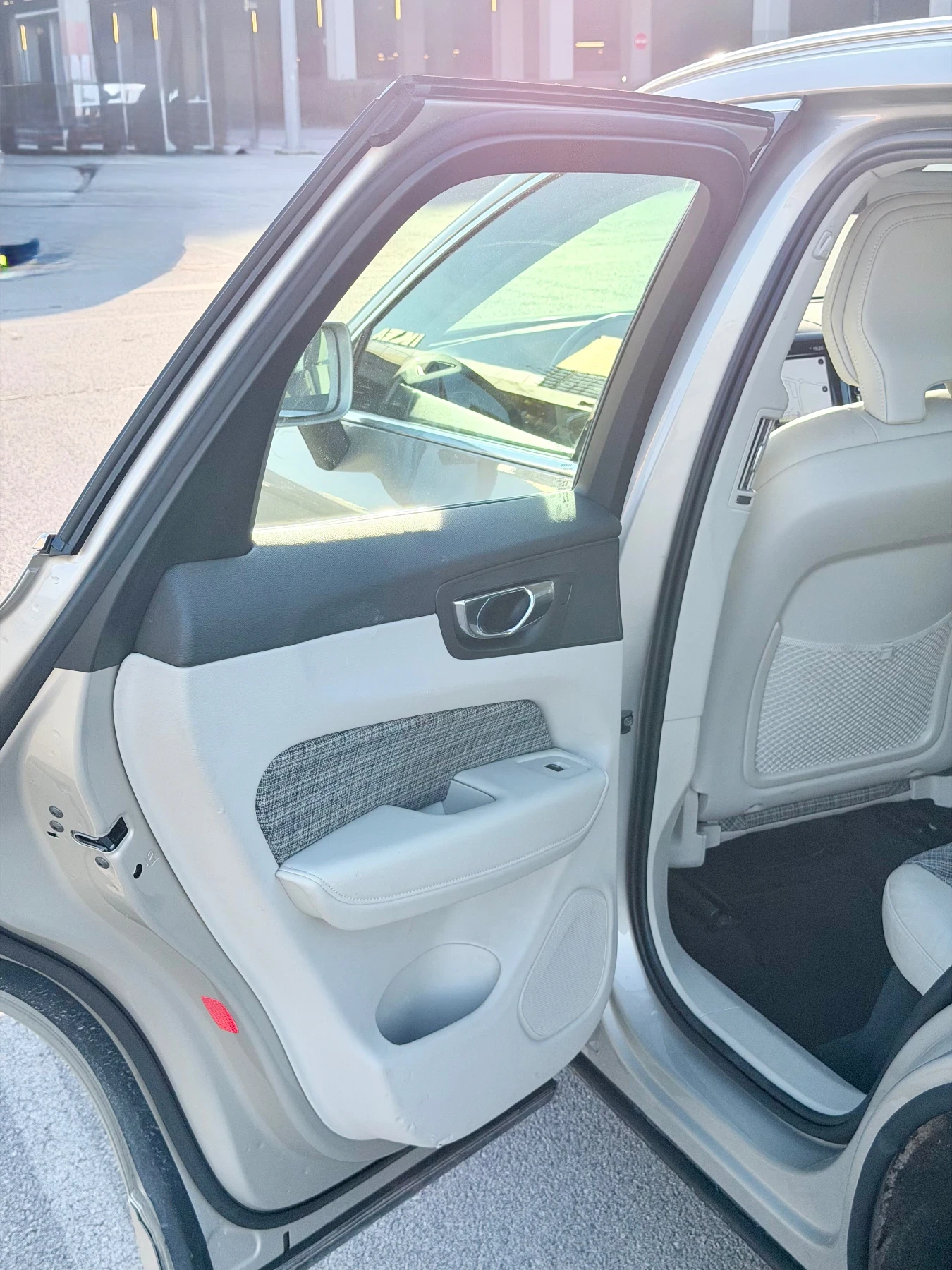 Volvo XC60 B4 - изображение 8