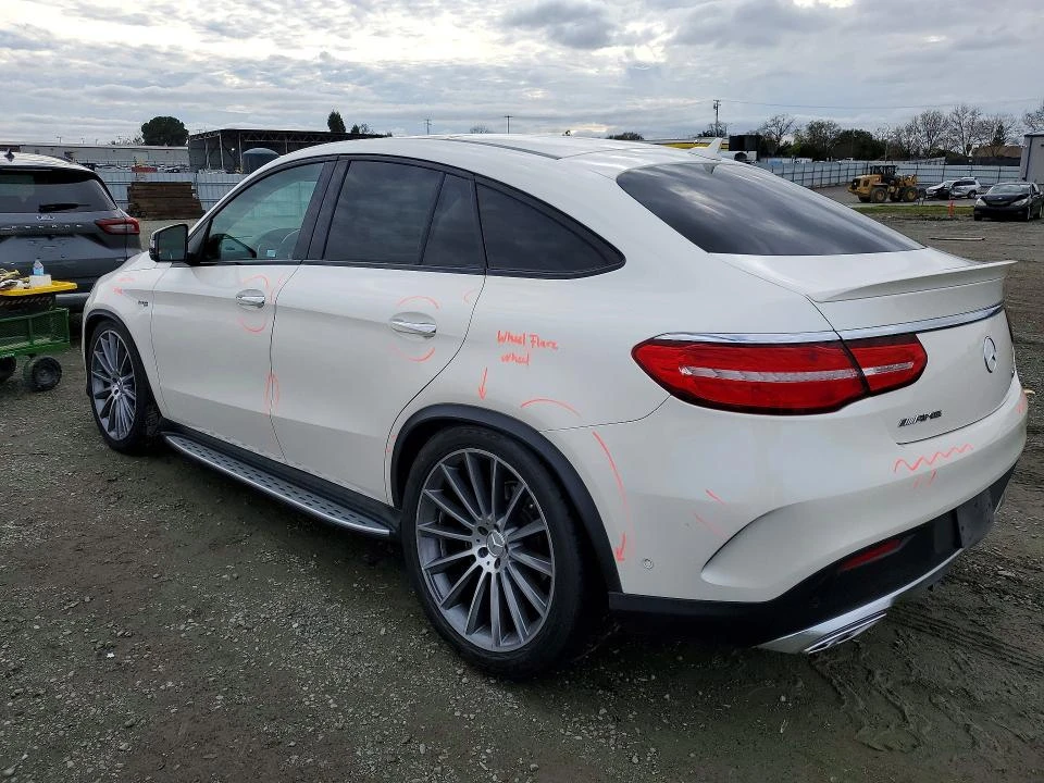 Mercedes-Benz GLE 43 AMG 4MATIC| HARMAN/KARDON| DISTRONIC| ПАНО| KEYLESS| О, снимка 2 - Автомобили и джипове - 53979481
