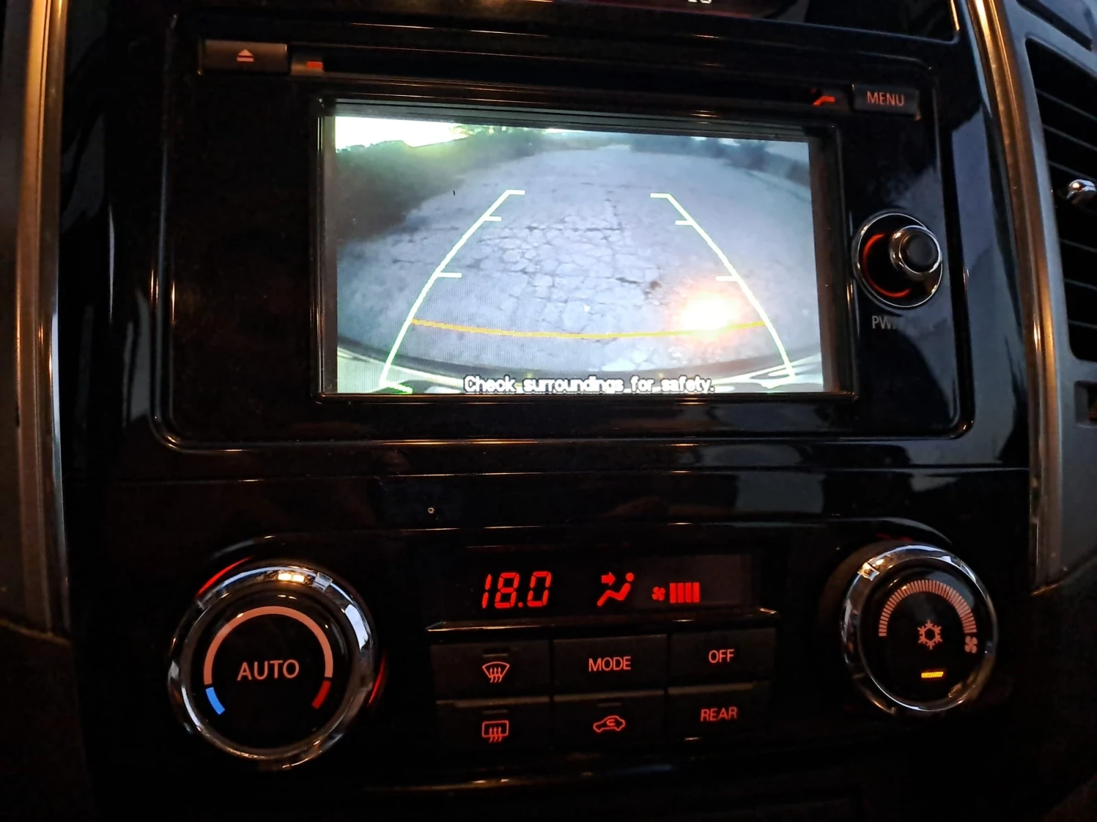 Mitsubishi Pajero 3.6 v6 Gold, снимка 13 - Автомобили и джипове - 54093749