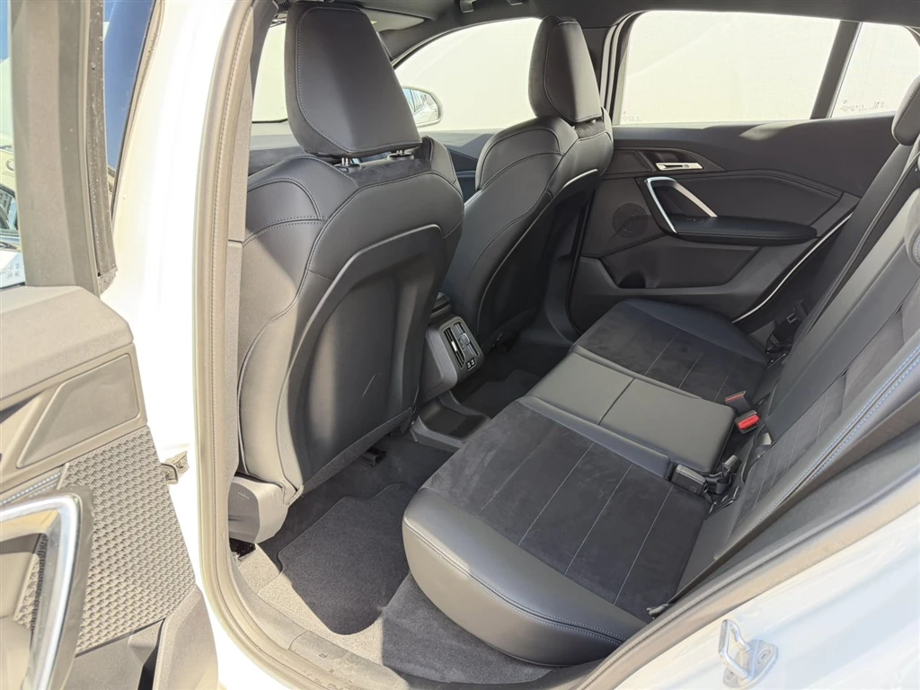 BMW X2 xDrive20d, снимка 10 - Автомобили и джипове - 54135046