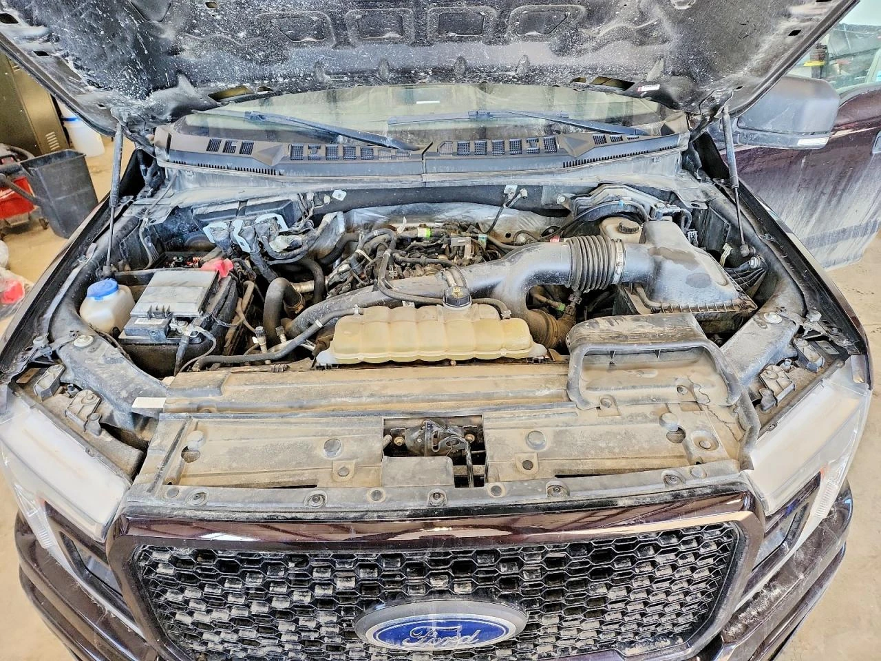 Ford F150 2.7l Supercrew, снимка 11 - Автомобили и джипове - 54569349