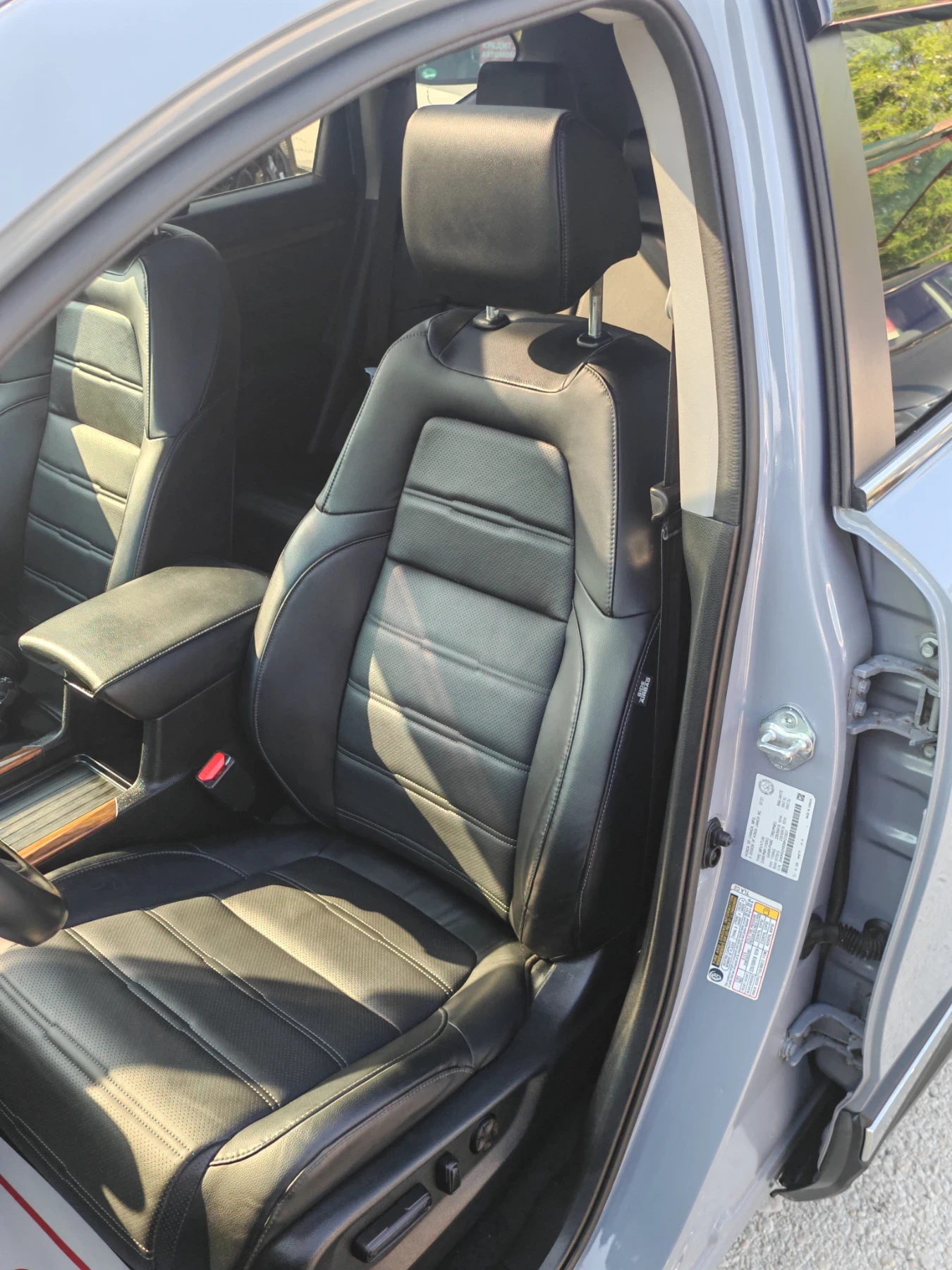 Honda Cr-v 1.5i turbo 4x4 automatic Touring , снимка 9 - Автомобили и джипове - 54793752