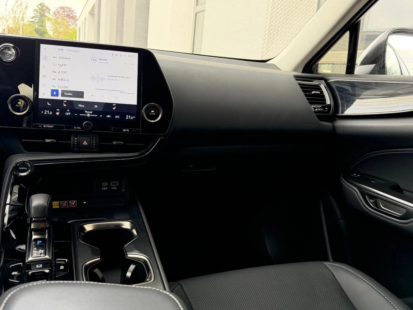 Lexus NX 350h BUSINESS/243HP/CAM/NAVI/LED/KLESS/CPLAY/510q | Mobile.bg � ����������� 10