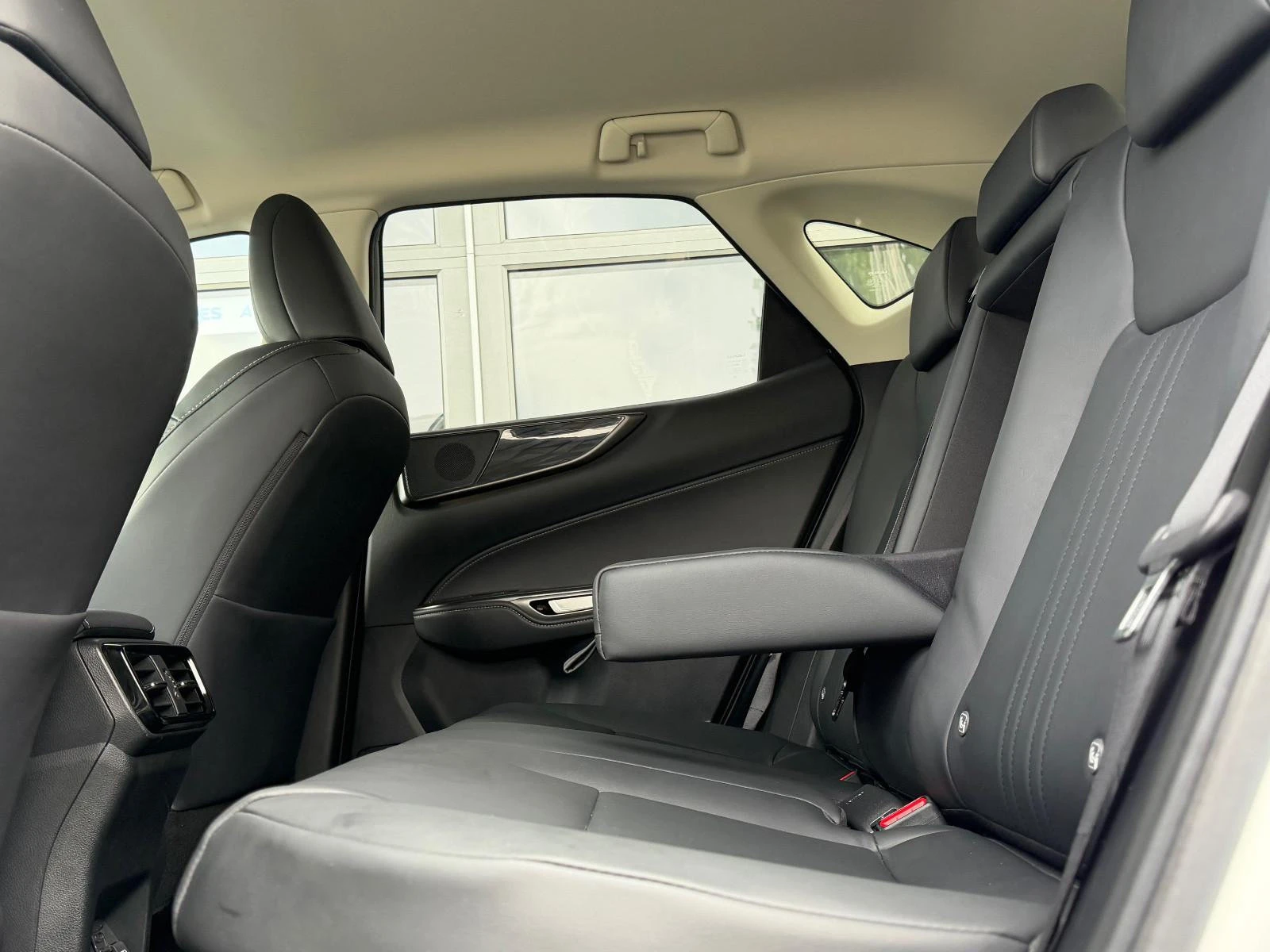 Lexus NX 350h BUSINESS/243HP/CAM/NAVI/LED/KLESS/CPLAY/510q | Mobile.bg � ����������� 14