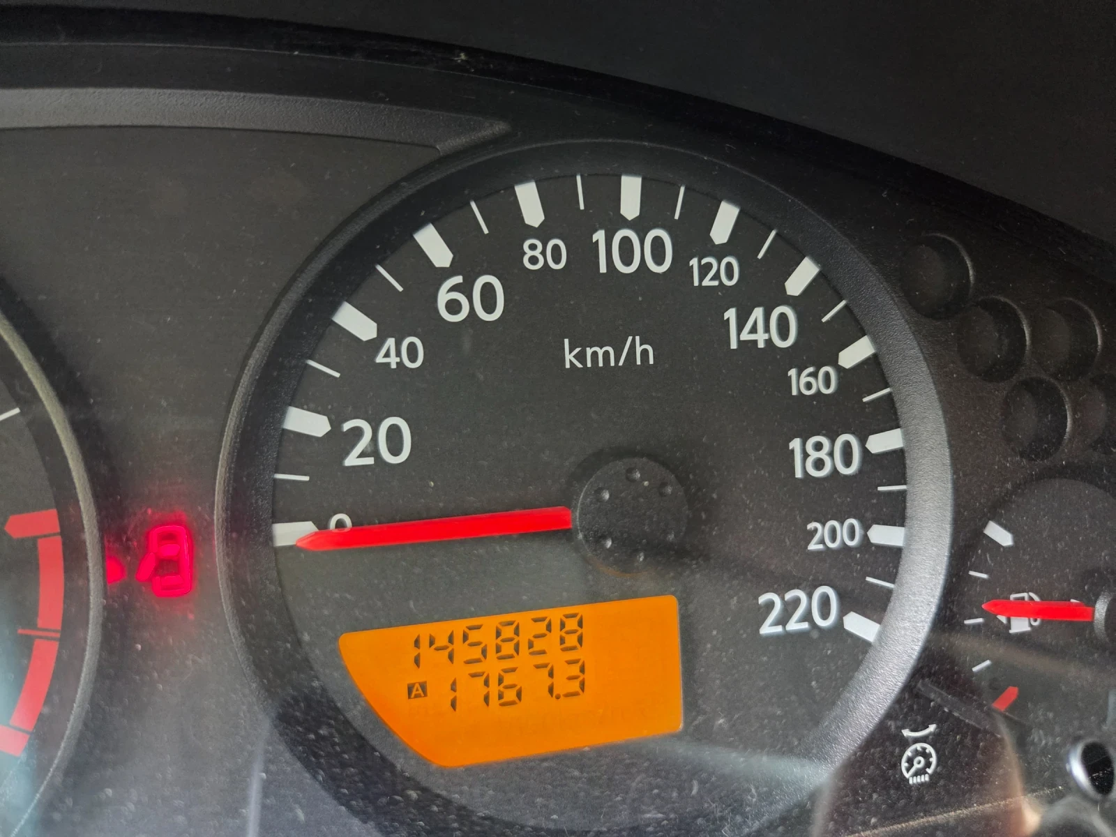 Nissan Navara, снимка 1 - Автомобили и джипове - 56459903