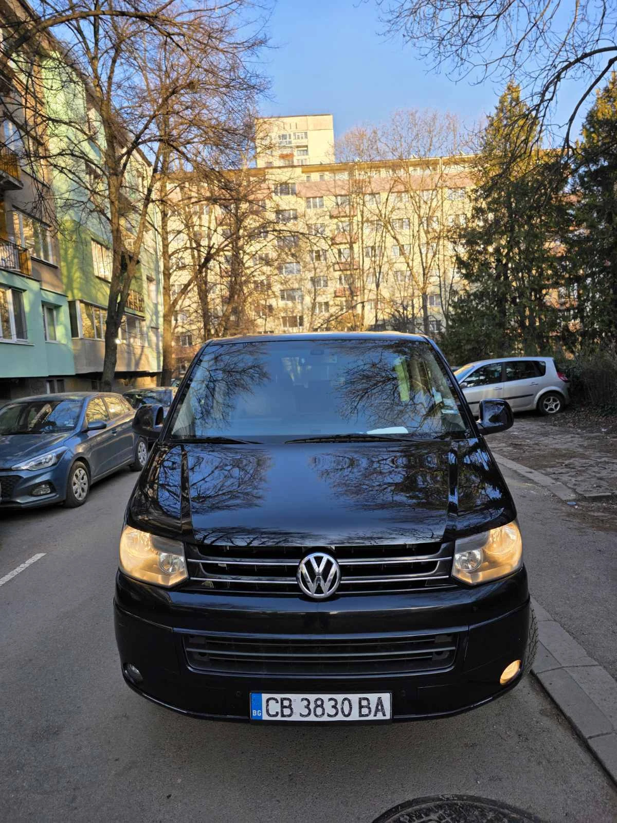 VW Multivan T5, снимка 15 - Бусове и автобуси - 53933379