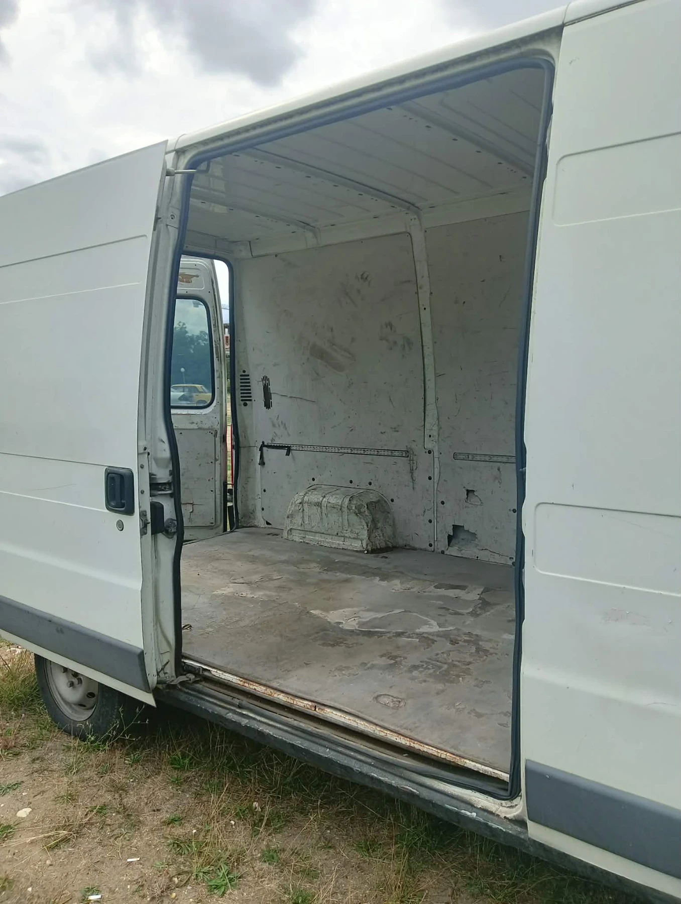 Fiat Ducato 2.8jtd, снимка 9 - Бусове и автобуси - 56394441