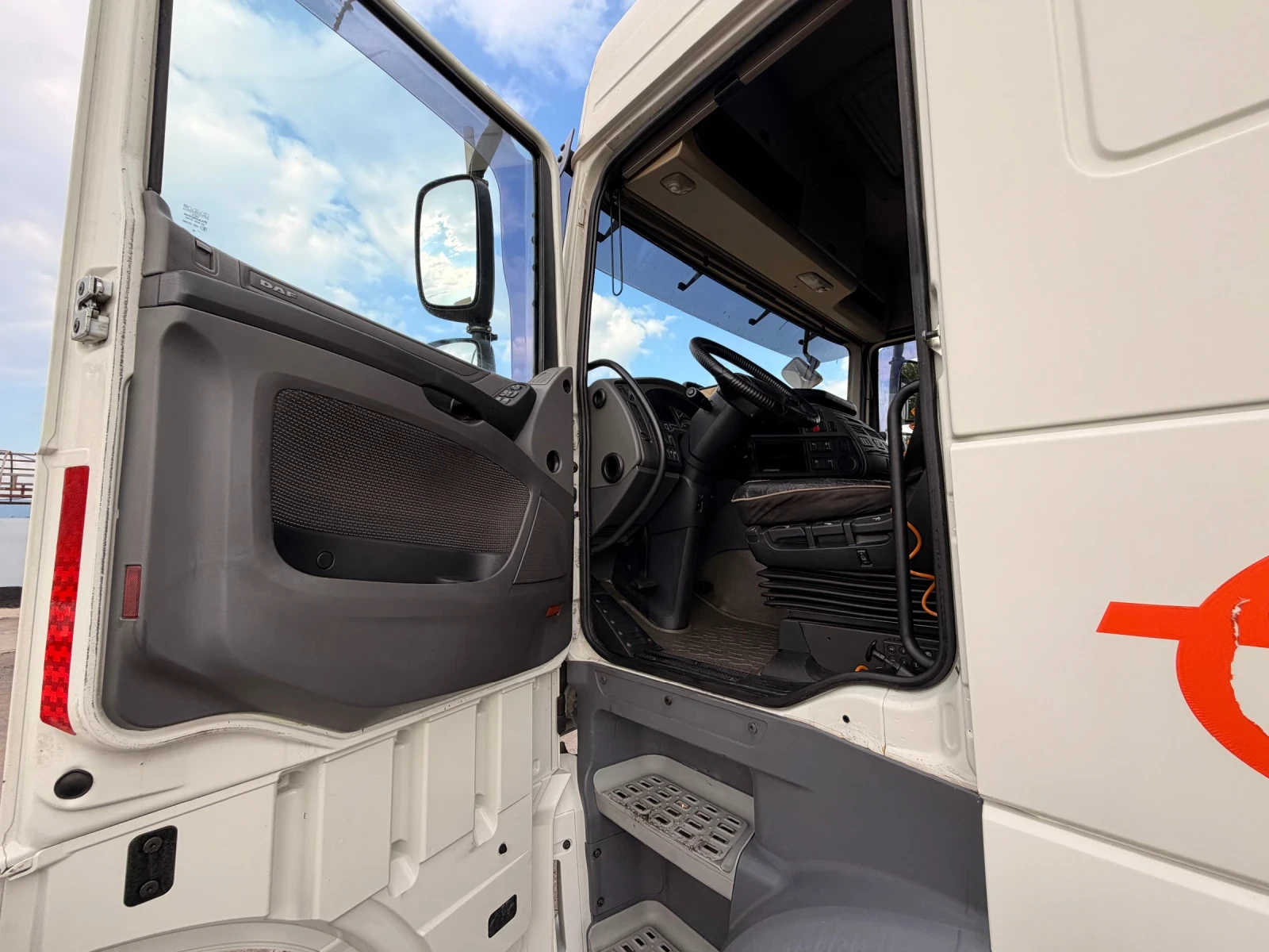 Daf Xf-480, снимка 5 - Камиони - 55598074