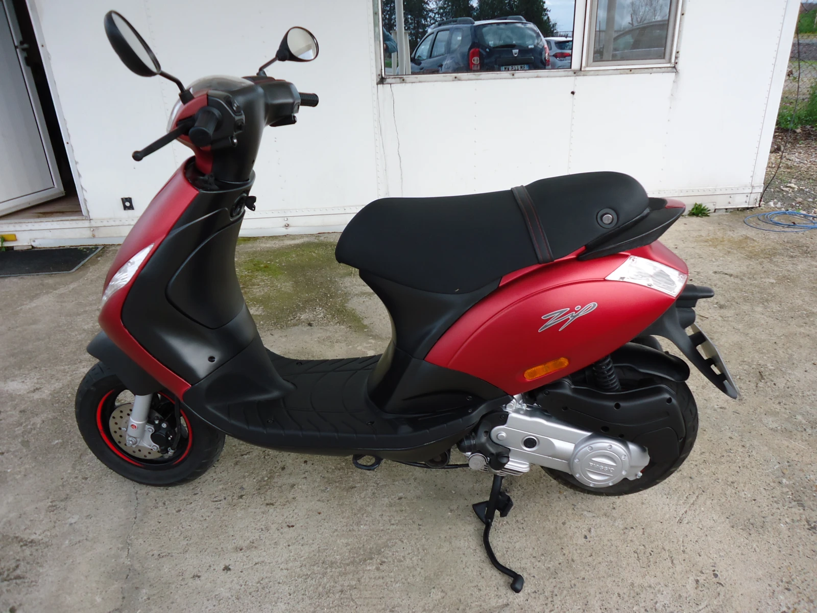 Piaggio Zip  ПОЧТИ НОВО !!! 280 км., снимка 6 - Мотоциклети и мототехника - 54087344