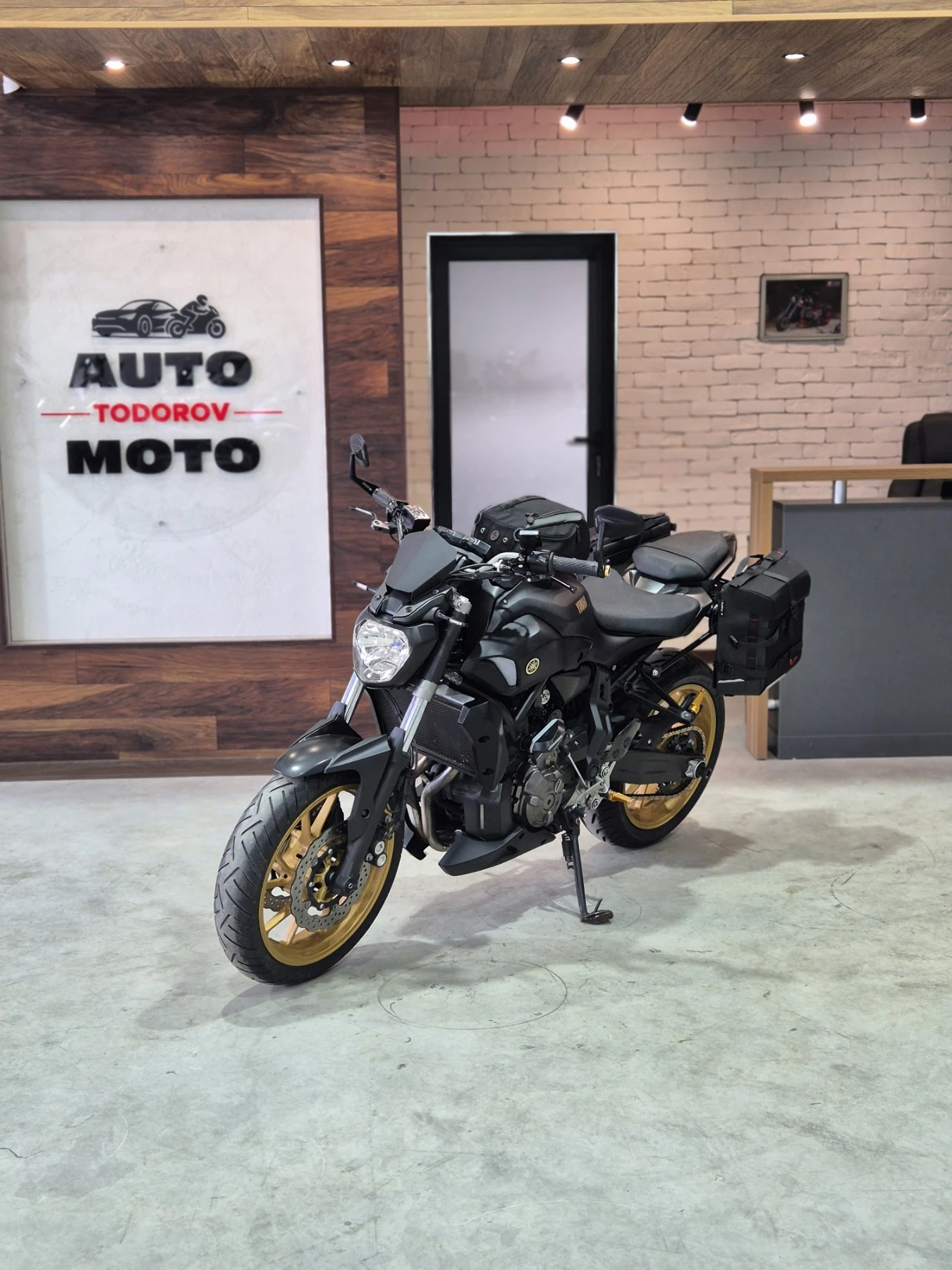Yamaha Mt-07 ABS, Akrapovic НОВ ВНОС ОТ ШВЕЙЦАРИЯ!!!, снимка 3 - Мотоциклети и мототехника - 54703176