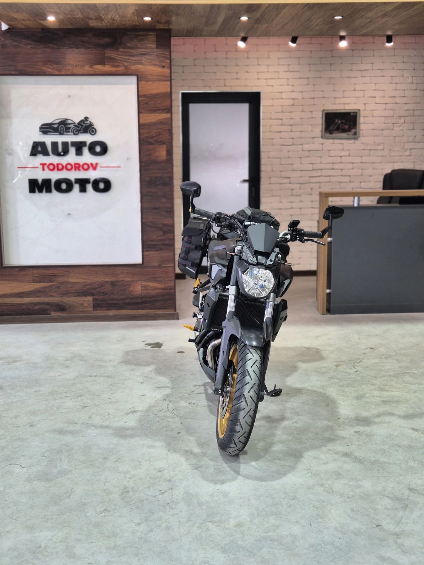 Yamaha Mt-07 ABS, Akrapovic НОВ ВНОС ОТ ШВЕЙЦАРИЯ!!!, снимка 2 - Мотоциклети и мототехника - 54703176