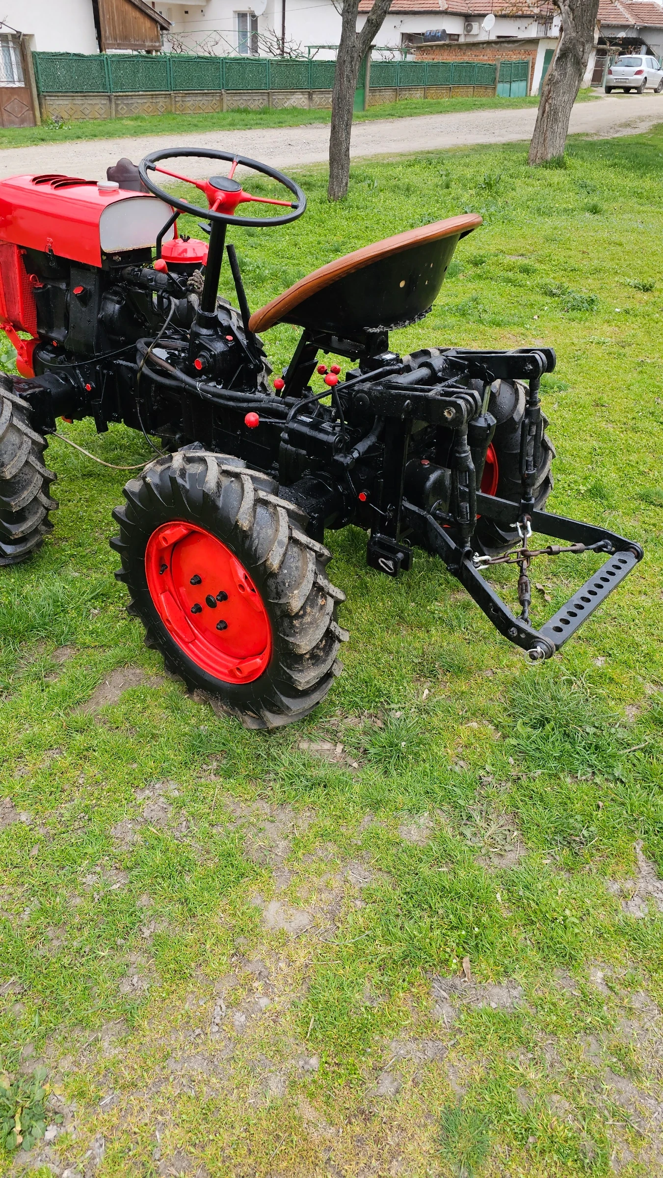 Трактор Болгар 224 у