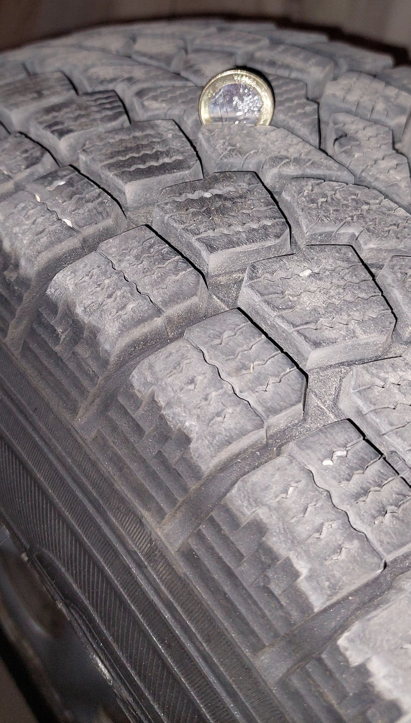Гуми с джанти Falken 215/80R15, снимка 9 - Гуми и джанти - 54798969