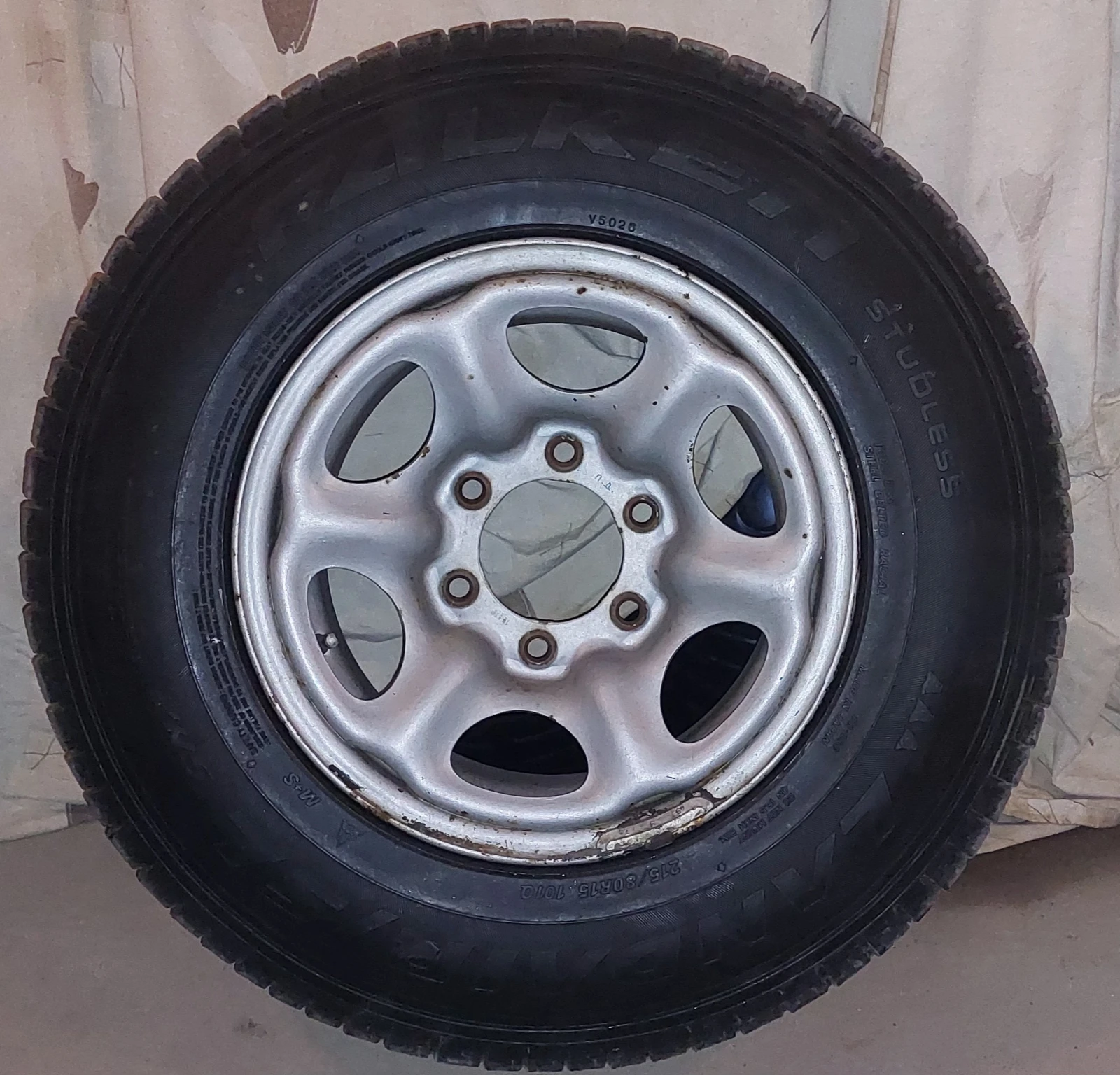 Гуми с джанти Falken 215/80R15, снимка 2 - Гуми и джанти - 54798969