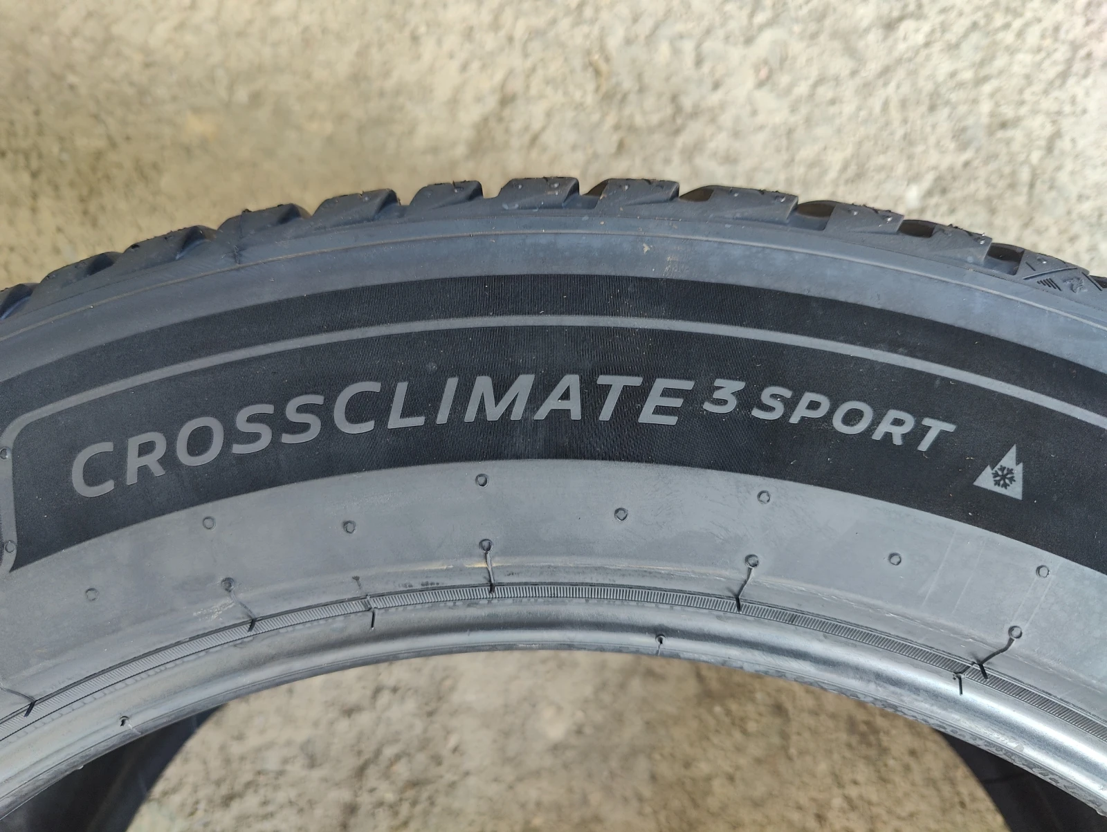 Гуми Всесезонни 285/45R20, снимка 10 - Гуми и джанти - 55156760