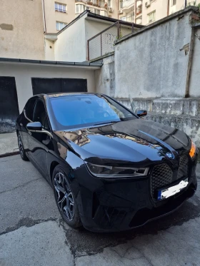 BMW iX xDrive 40, снимка 1