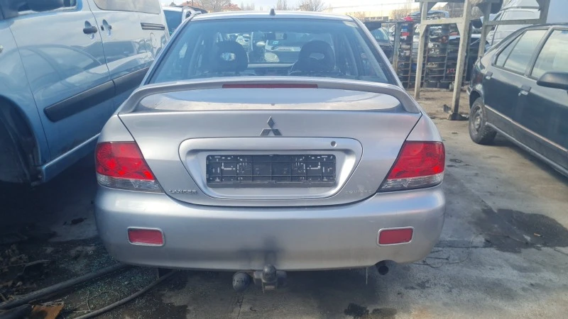 Mitsubishi Lancer 1.5, снимка 5 - Автомобили и джипове - 39276263