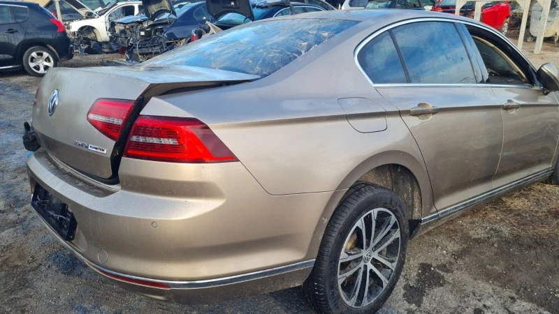 VW Passat 2.0TDI 150КС CRL DSG, снимка 1 - Автомобили и джипове - 42934194