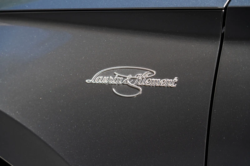 Skoda Superb L&K 4x4 280 2.0 TSI Гаранция, снимка 3 - Автомобили и джипове - 52085653