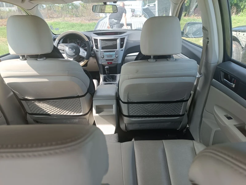 Subaru Outback 2.0д, снимка 7 - Автомобили и джипове - 52451577