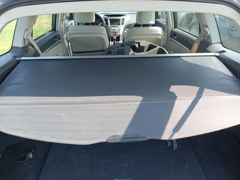 Subaru Outback 2.0д, снимка 8 - Автомобили и джипове - 52451577