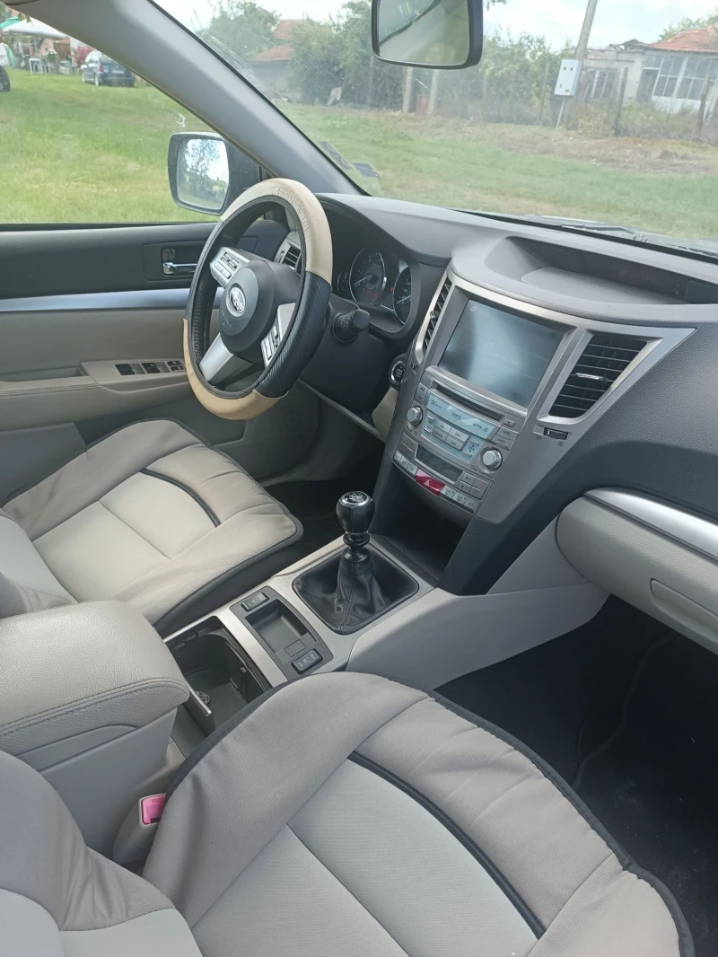 Subaru Outback 2.0д, снимка 6 - Автомобили и джипове - 52451577