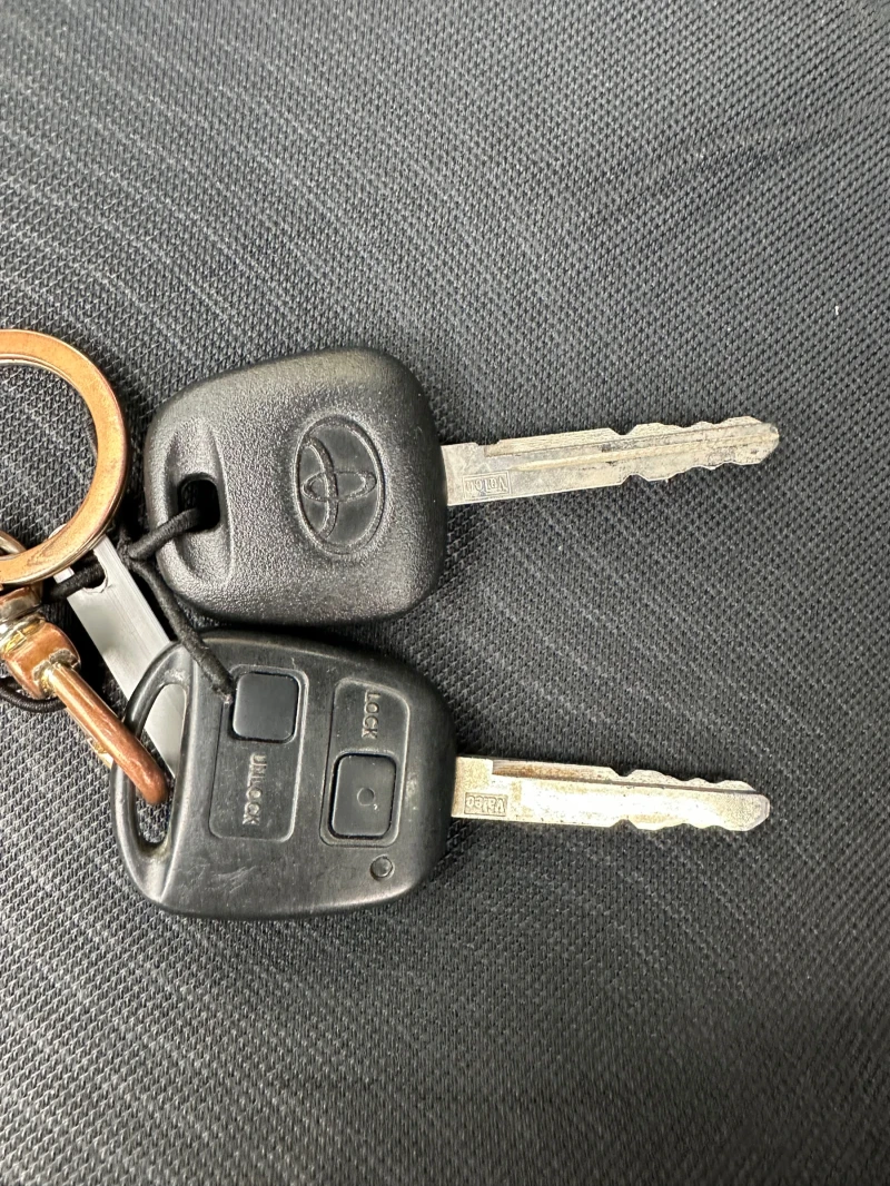 Toyota Yaris Автомат 6 скорости, снимка 10 - Автомобили и джипове - 52463524