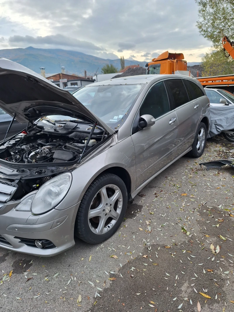 Mercedes-Benz R 320, снимка 12 - Автомобили и джипове - 52570322