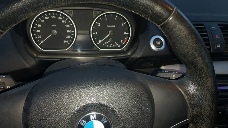 BMW 118 2.0 й 140 к.с., снимка 8 - Автомобили и джипове - 52682771