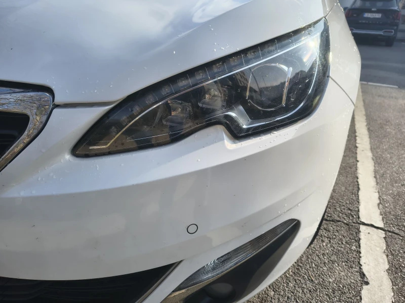 Peugeot 308 SW 1.2 puretech allure, снимка 9 - Автомобили и джипове - 52875909